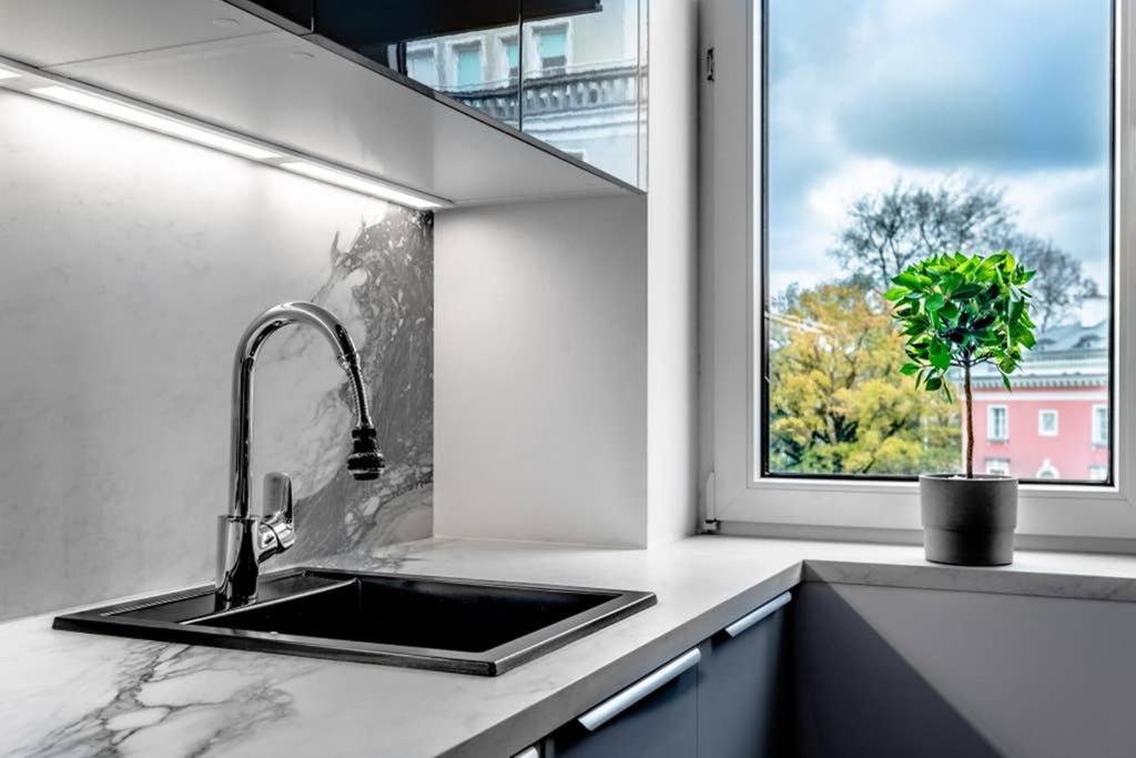 Koszykowa Suite - Apartament W Centrum Warszawy! Warsaw Ngoại thất bức ảnh